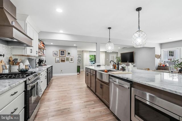 276 HOPEWELL RD, Medford, NJ 08055