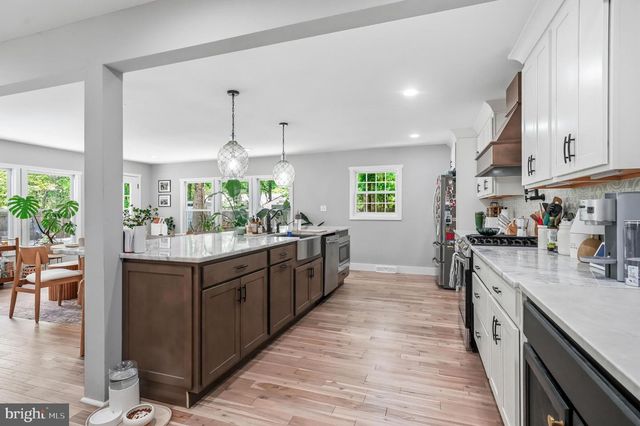 276 HOPEWELL RD, Medford, NJ 08055