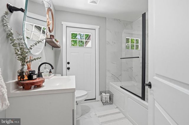 276 HOPEWELL RD, Medford, NJ 08055