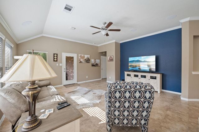 719 S Galley Drive, Crosby, TX 77532