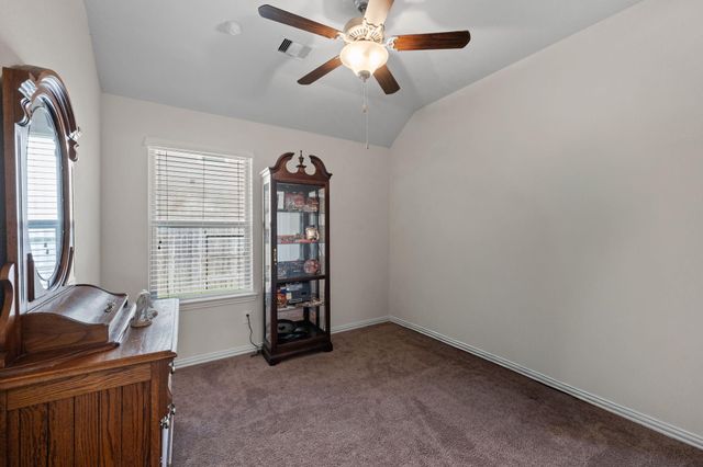 719 S Galley Drive, Crosby, TX 77532
