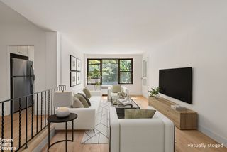 9841 64th Rd Apt 3G, New York City, NY 11374