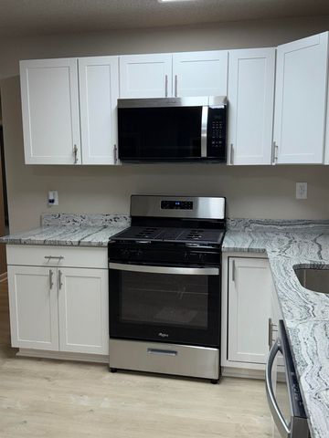 9800 Stardust Trail, Little Rock, AR 72209
