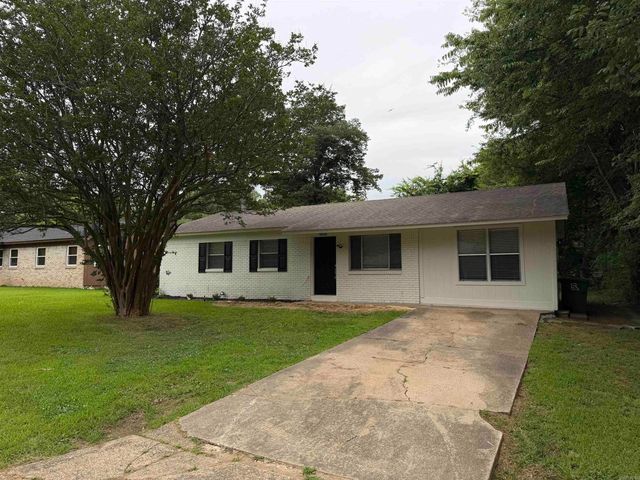 9800 Stardust Trail, Little Rock, AR 72209