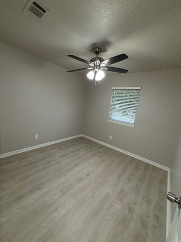 9800 Stardust Trail, Little Rock, AR 72209
