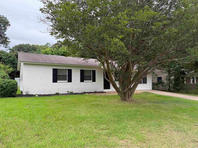 9800 Stardust Trail, Little Rock, AR 72209