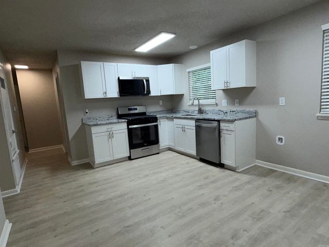 9800 Stardust Trail, Little Rock, AR 72209