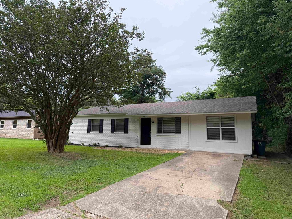 9800 Stardust Trail, Little Rock, AR 72209
