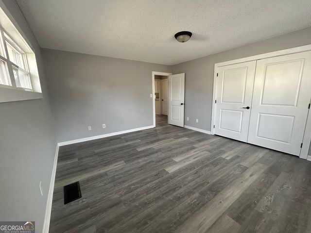 36 Mitchell Street, Newnan, GA 30263