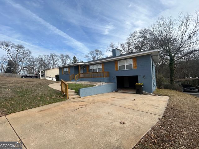 36 Mitchell Street, Newnan, GA 30263