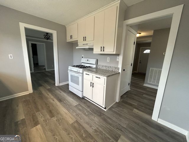 36 Mitchell Street, Newnan, GA 30263