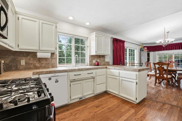 11002 Ball Rd, Grass Valley, CA 95949