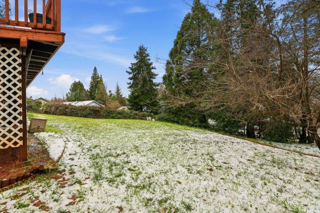 11002 Ball Rd, Grass Valley, CA 95949