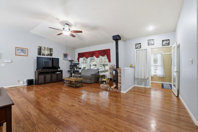 11002 Ball Rd, Grass Valley, CA 95949