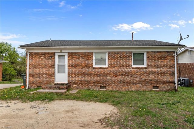 1006 Beaumont Avenue, Greensboro, NC 27401