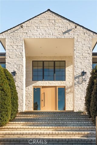 4072 Alonzo Avenue, Encino (los Angeles), CA 91316