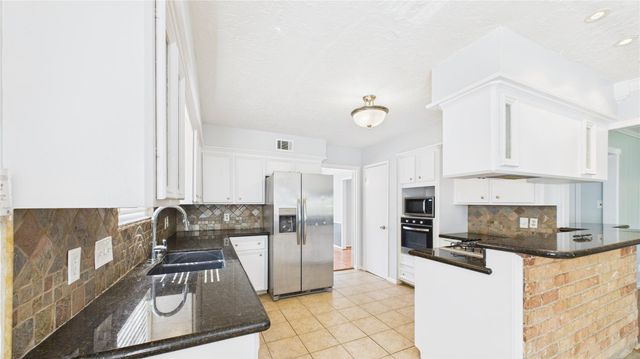 1107 Verret Lane, Houston, TX 77090