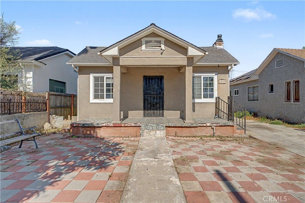 2829 S Rimpau, Los Angeles, CA 90016 — exterior