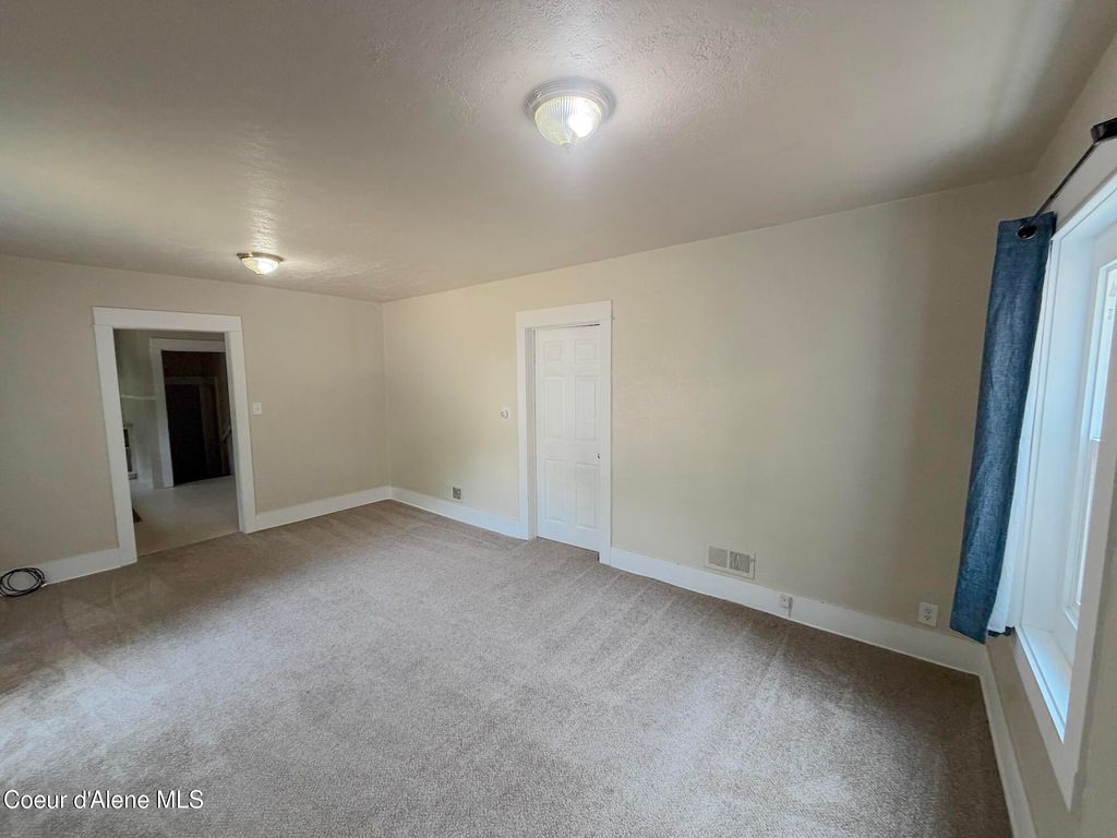 107 W Mission AVE, Kellogg, ID 83837 photo 2