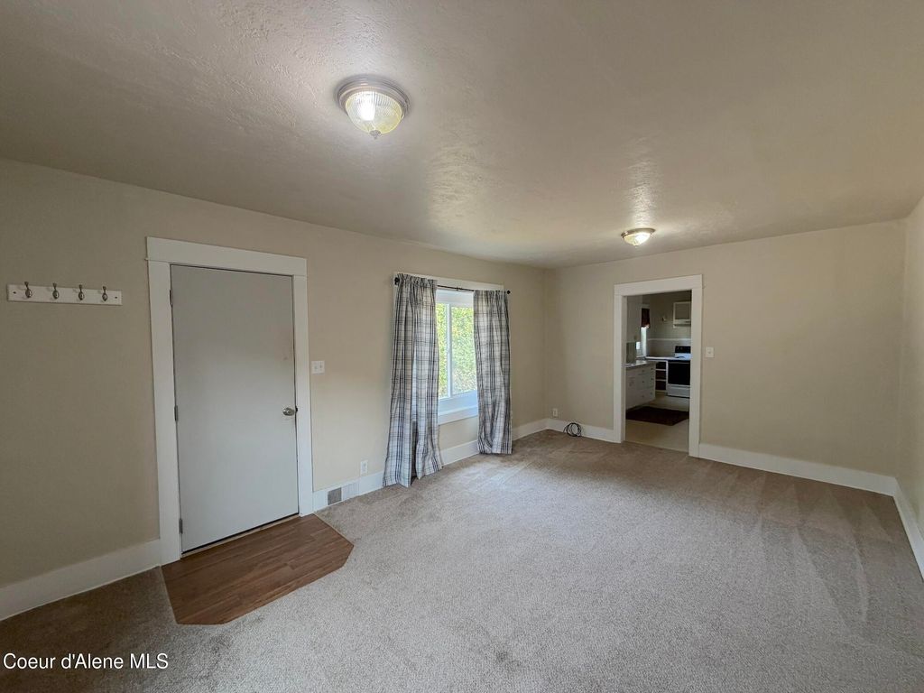 107 W Mission AVE, Kellogg, ID 83837 photo 3