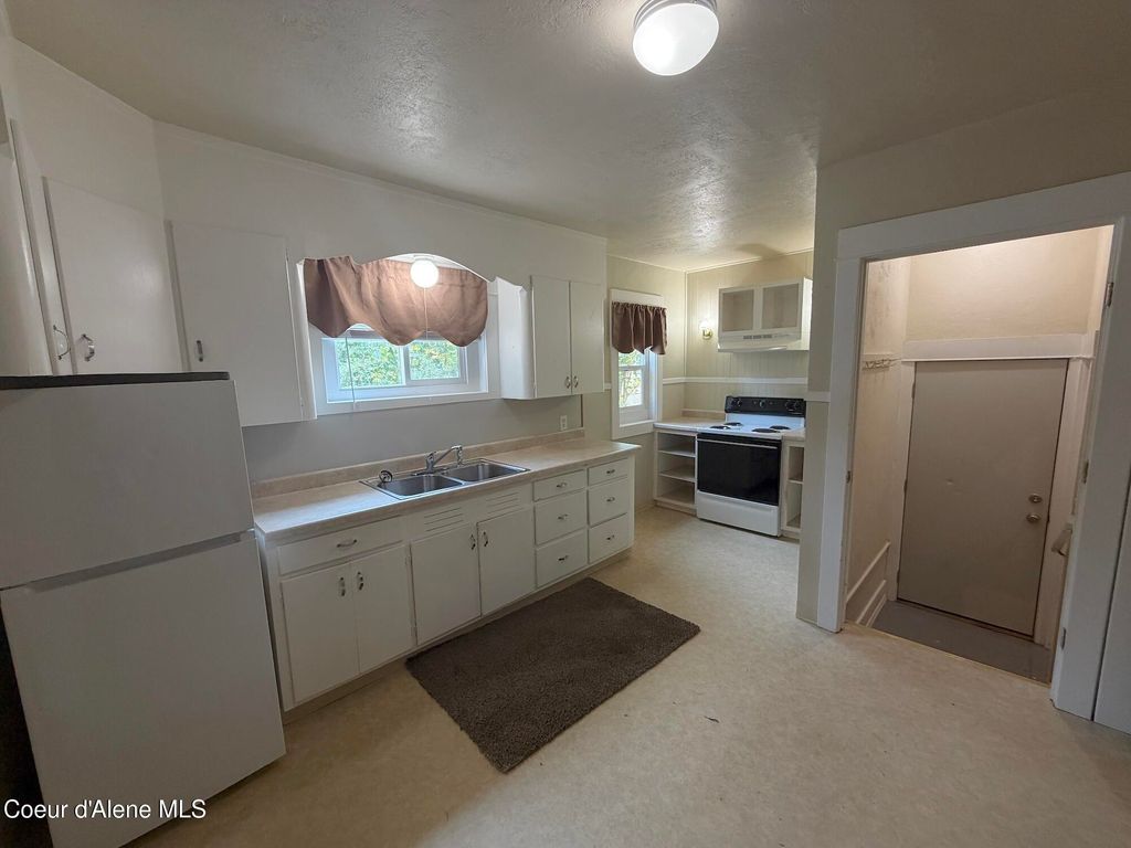 107 W Mission AVE, Kellogg, ID 83837 photo 4