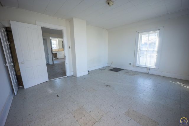 622 SW Lincoln ST, Topeka, KS 66606