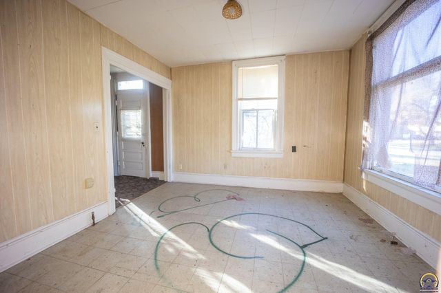 622 SW Lincoln ST, Topeka, KS 66606