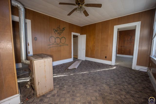 622 SW Lincoln ST, Topeka, KS 66606