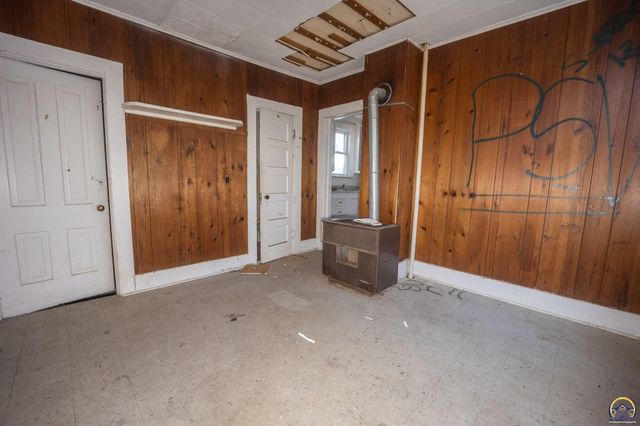 622 SW Lincoln ST, Topeka, KS 66606