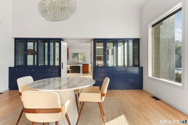 2177 Cross Highway, Fairfield, CT 06824