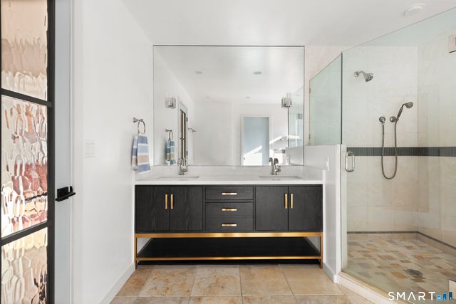 2177 Cross Highway, Fairfield, CT 06824