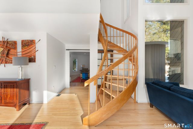 2177 Cross Highway, Fairfield, CT 06824