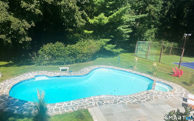 2177 Cross Highway, Fairfield, CT 06824