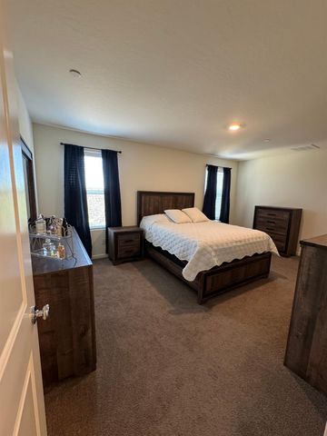 1905 George Avenue, Sanger, CA 93657