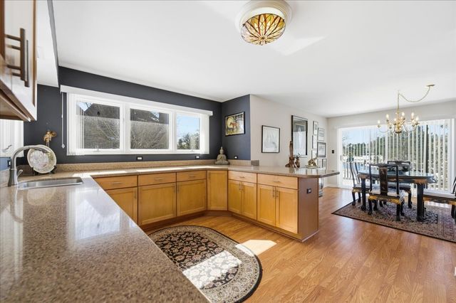 4119 White Ash Road, Crystal Lake, IL 60014