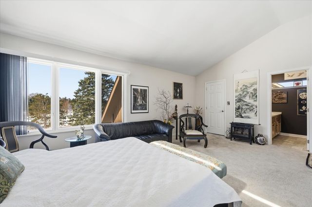 4119 White Ash Road, Crystal Lake, IL 60014