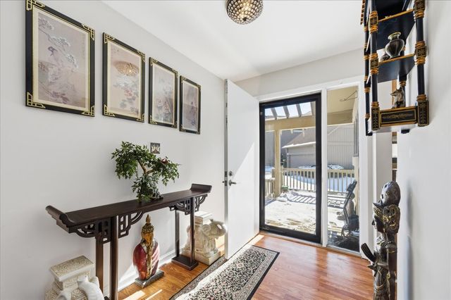 4119 White Ash Road, Crystal Lake, IL 60014