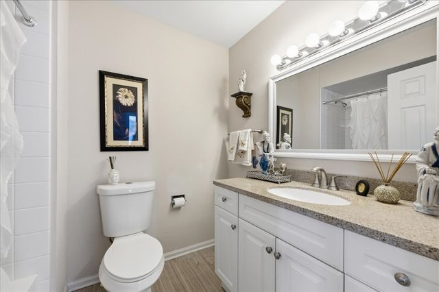 4119 White Ash Road, Crystal Lake, IL 60014