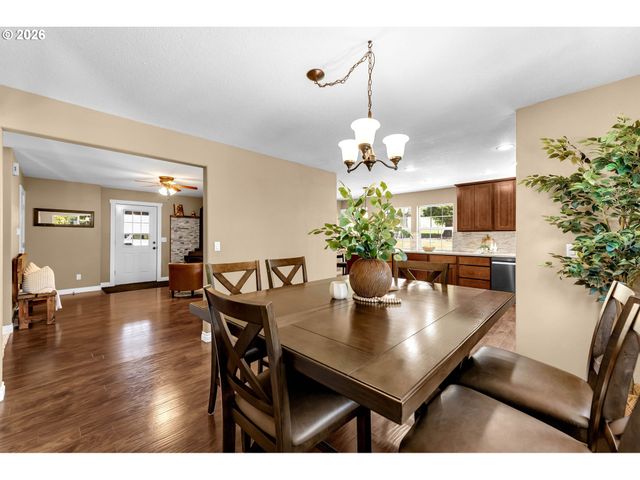 22015 Nw CORNELL Dr, Ridgefield, WA 98642