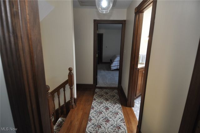 240 Mockingbird Hill Road, Zanesville, OH 43701