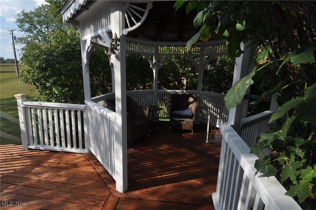 240 Mockingbird Hill Road, Zanesville, OH 43701