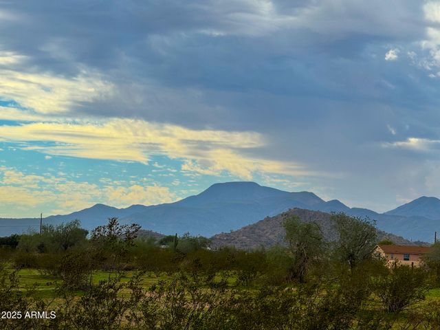 0 Huisatch Rd Lot D 1.25 Acres -- -, Maricopa, AZ 85139