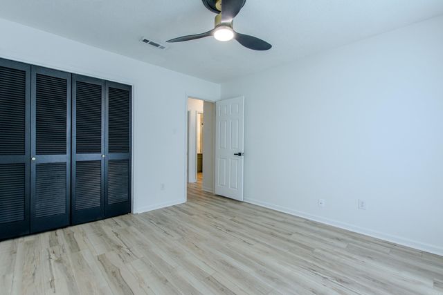 11808 Saint Charles Blvd, Little Rock, AR 72211