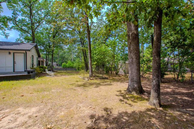 11808 Saint Charles Blvd, Little Rock, AR 72211