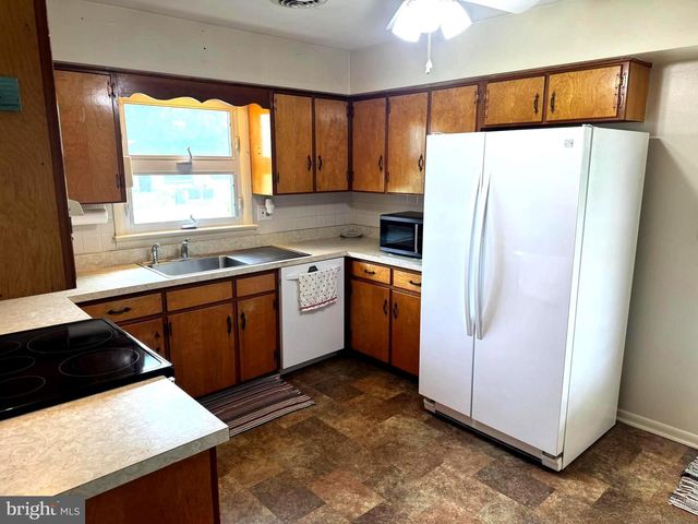 735 REDBUD, Winchester, VA 22603