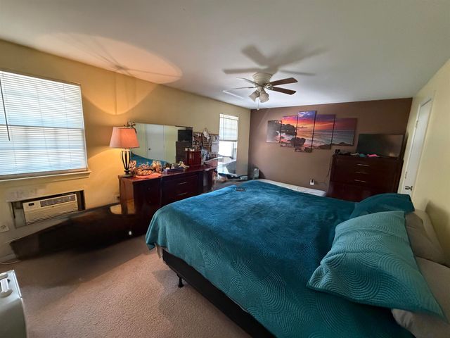79 Oakridge Drive, Londonderry, NH 01844