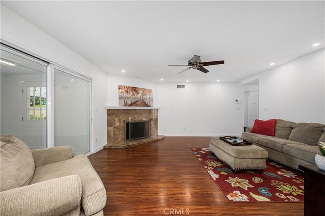 3541 Fela Avenue, Long Beach, CA 90808