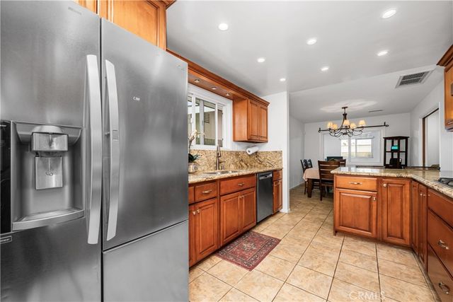 3541 Fela Avenue, Long Beach, CA 90808