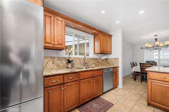 3541 Fela Avenue, Long Beach, CA 90808