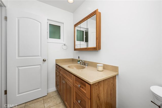 3541 Fela Avenue, Long Beach, CA 90808